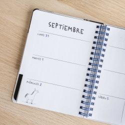 Pack Agenda anual semanal 2026 + Taza "Estoy bien" René Merino