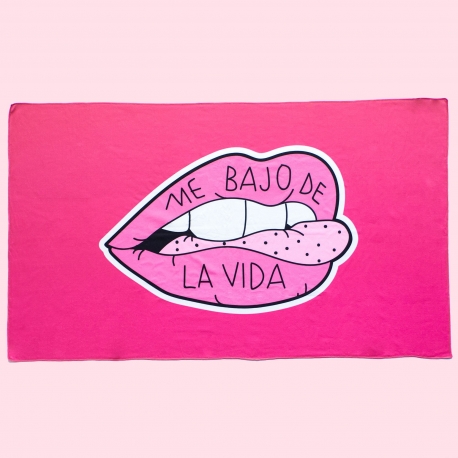 Toalla "Me bajo de la vida" de La Vecina Rubia